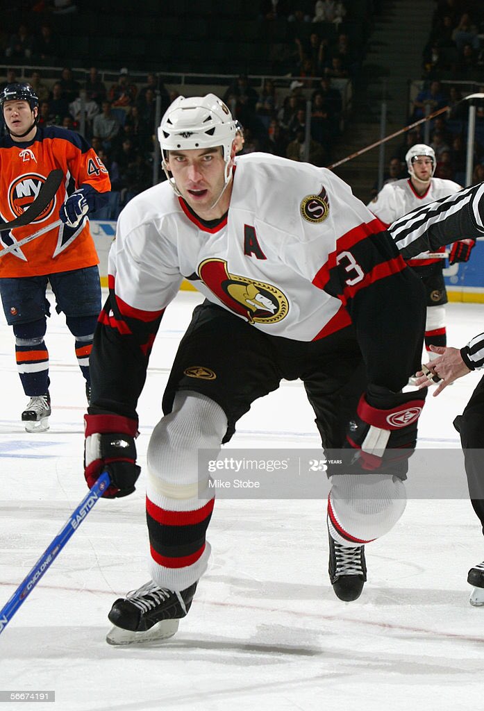 He!!! Letters!!! That’s *my* captain Zdeno Chara!!!