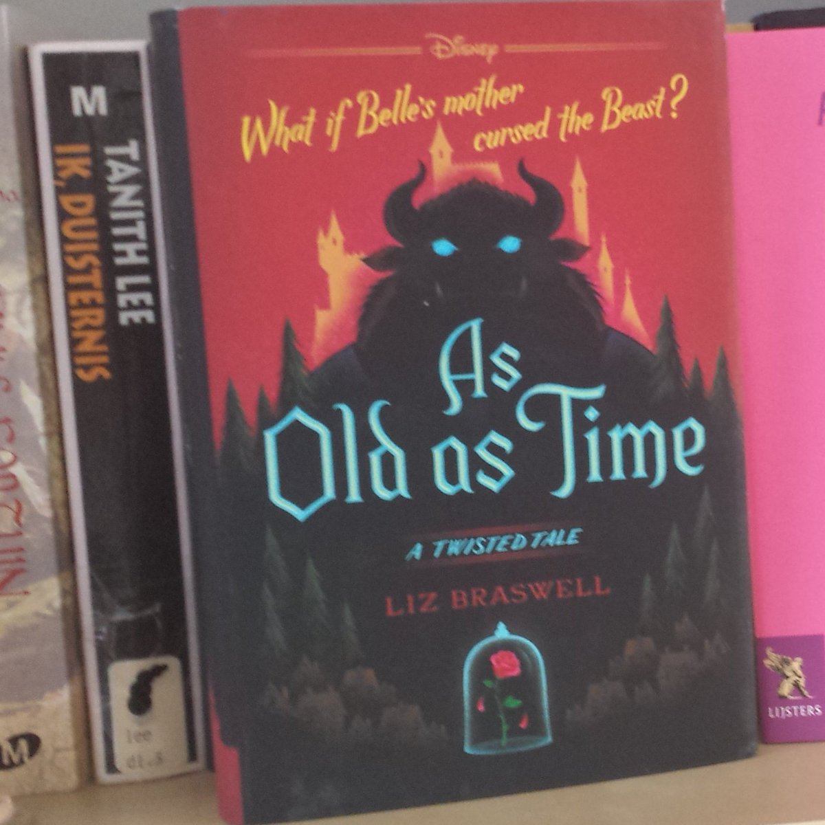 Jcakelover's tweet photo. Loving this book so much!! ๐
#teambeautyandthebeast #disneyathon #retelling #twistedtales #BeautyAndTheBeast
@disneyreadathon https://t.co/ewklfcMIa5