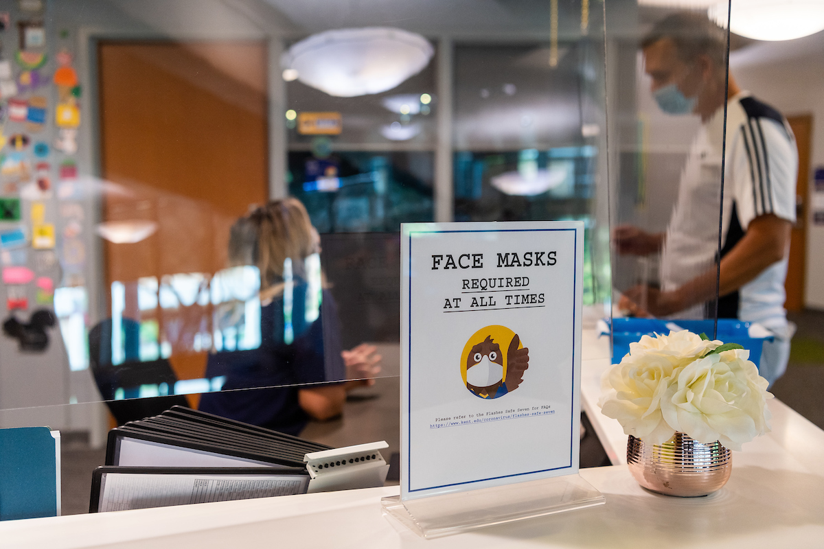 New move-in schedule. Different move-in look. Same move-in excitement. Welcome back, Golden Flashes! ⚡ ow.ly/BvNG50B5166