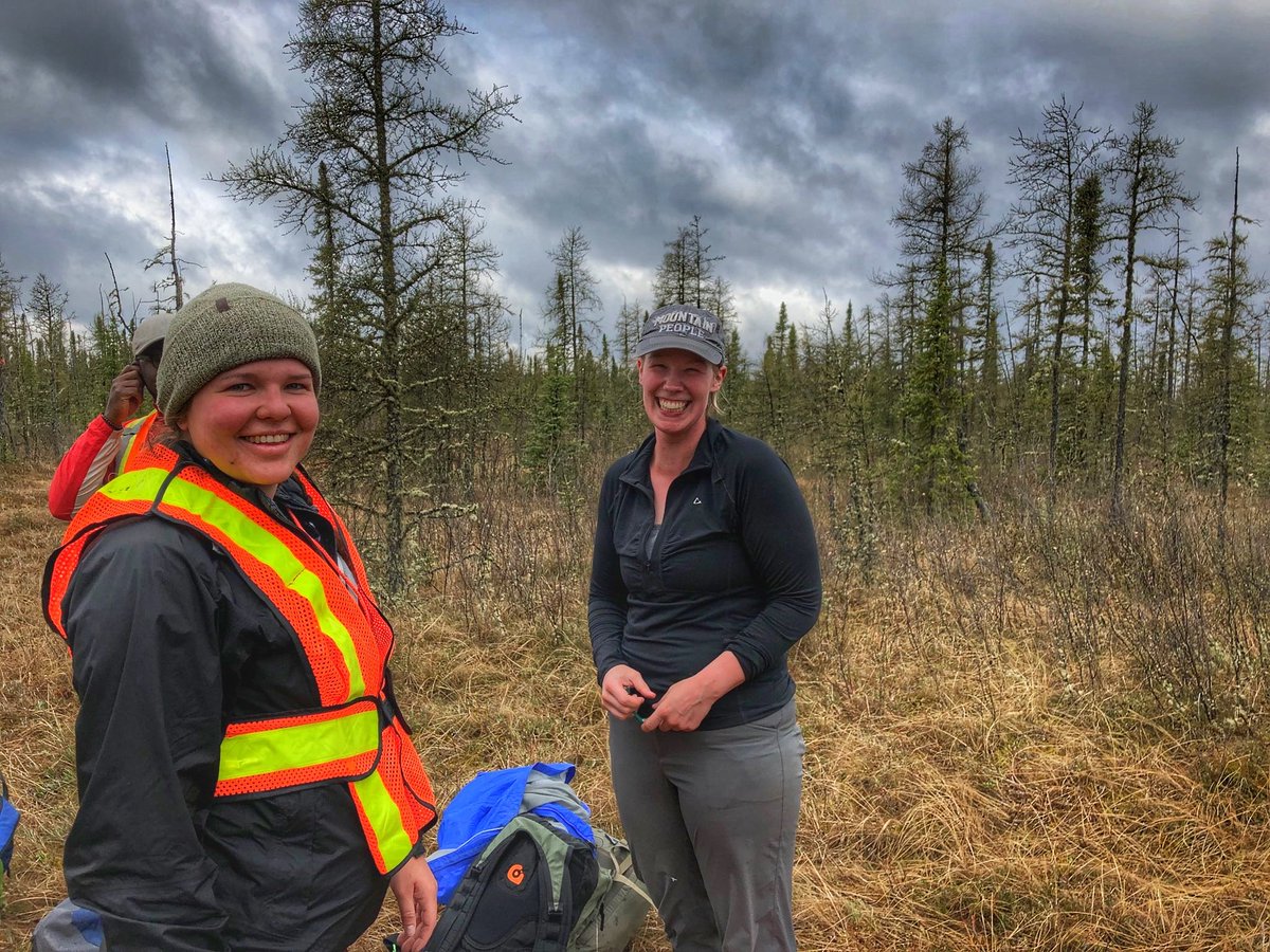 smilingmegs's tweet photo. First (May 2019) to last day in the field together on our masters' site! I'll be fluxing for another week but Taylor heads home tomorrow. Pretty sentimental w covid & everything. We were so lucky to get out at all! Now hard part of the masters begins! #peatpartners #fieldfriends https://t.co/nkmDVCAXgB
