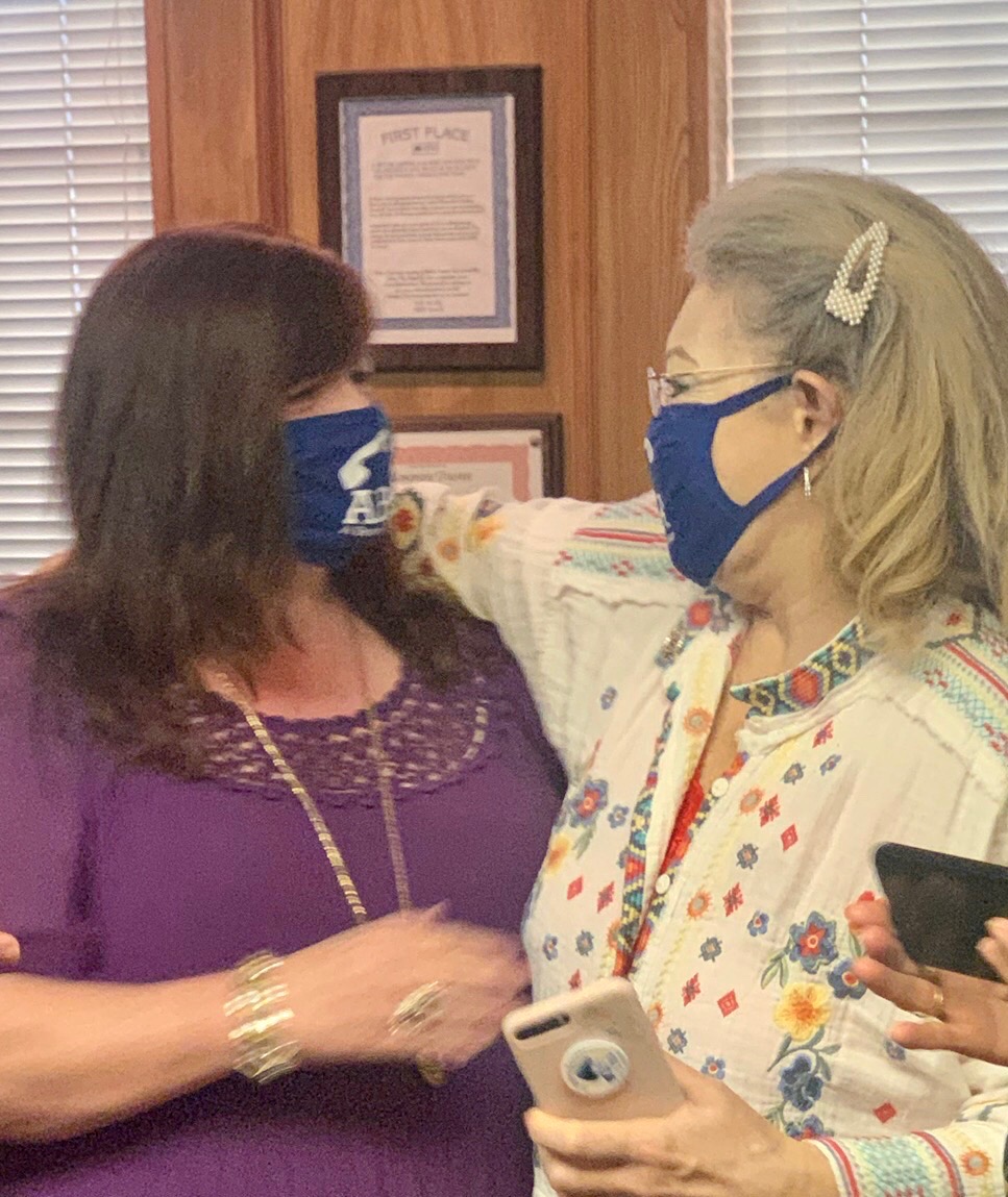 ABetterAnswer's tweet photo. Last week we celebrated an amazing milestone for our Customer Care Manager, Hildie. This year marks her 40th anniversary with A Better Answer! We are so thankful Hildie decided to join us 40 years ago and so blessed to have her as part of our ABA family. Congratulations Hildie! https://t.co/JlJ1QmuRej