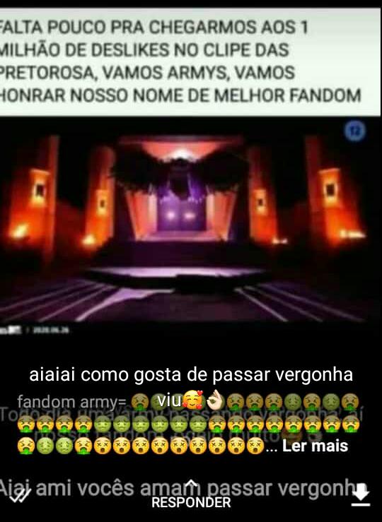 area_blink's tweet photo. Gente??? Por favor, parem com isso, se você é Blink/Army/outro você precisa respeitar o resto dos fandons. Pois a momento nenhum alguém chegou dizendo: "Está aberta a competição para decidirmos quem é o melhor fandom". https://t.co/5M06iOYkzV