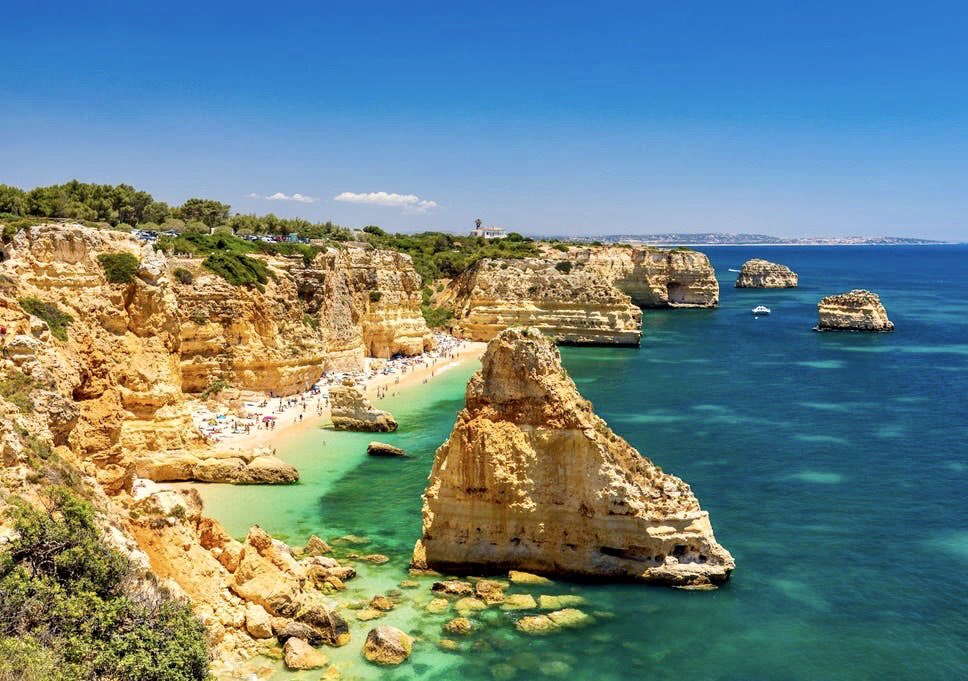 💥 finally the Algarve as a whole is back in business! Welcome back to the Algarve. See you all soon! #wishyouwerehere #Airbridge #Algarve #Golf