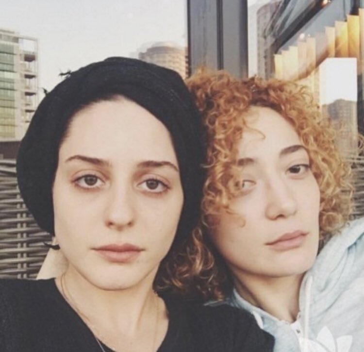 SerenFans's tweet photo. @SirinceSeren
@OzlemOcalmaz
Before Make up (Natural)
#iliskidurumukarisik
#serensirince
#serensirin
#Selfie
#beforemakeup
#ozlemocalmaz
#natural
❤️❤️🔥🔥🥺🥺 https://t.co/NDcVeCps0F