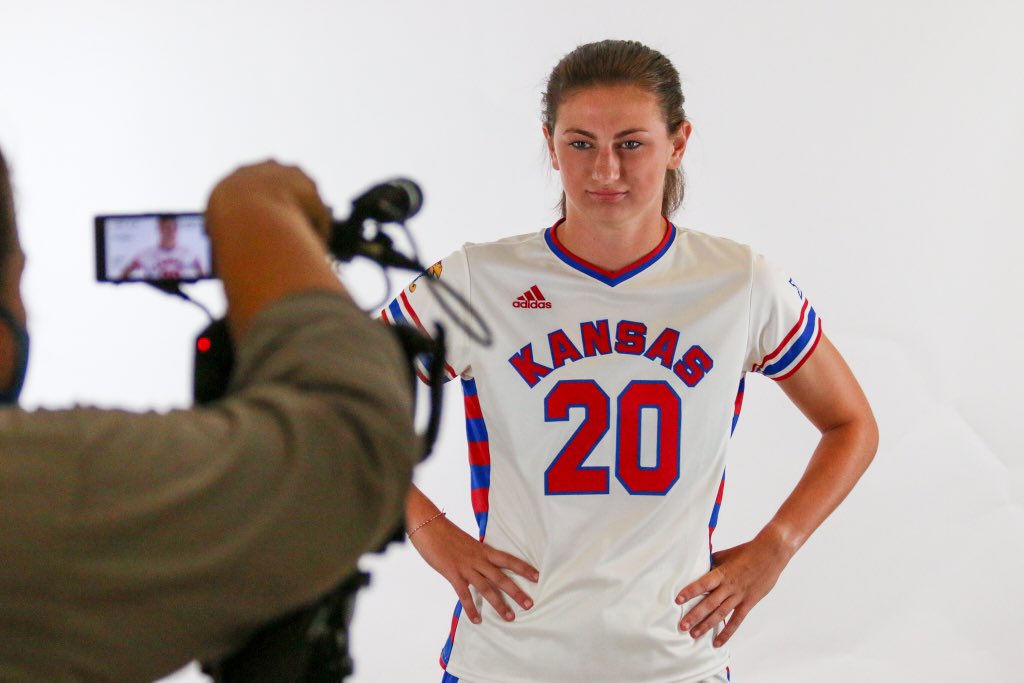 KUWSoccer's tweet photo. 😀 for the 📸

#KUsoccer https://t.co/6yCDu8X0os