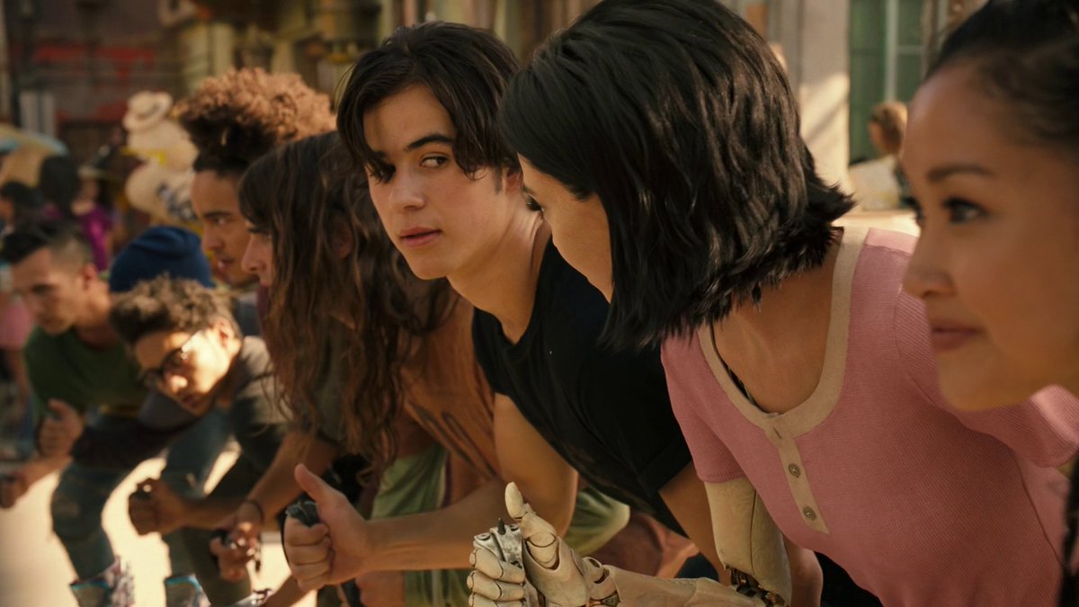 it's clever filmmaking to introduce us to the rules of motorball on a very small scale, and it's also important to Alita's arc for the exact same reason. it's when she first realizes that the things Ido forbids her from aren't unreachable, they're out there waiting for her