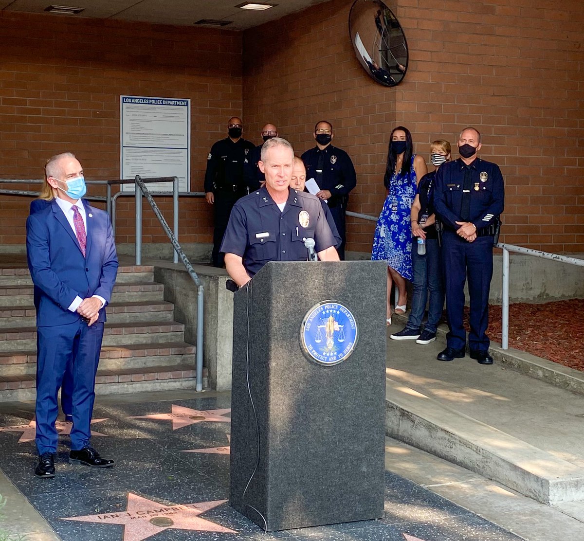 LAPDHQ's tweet photo. Today, we announced the arrest of 29 year old Carlton Callway in relation to a robbery/hate crime that occurred in Hollywood on 8/17. 

The investigation is on-going—anyone with information is urged to call Hollywood Robbery Detectives at (213) 972-2934 https://t.co/zKnunlSmxR