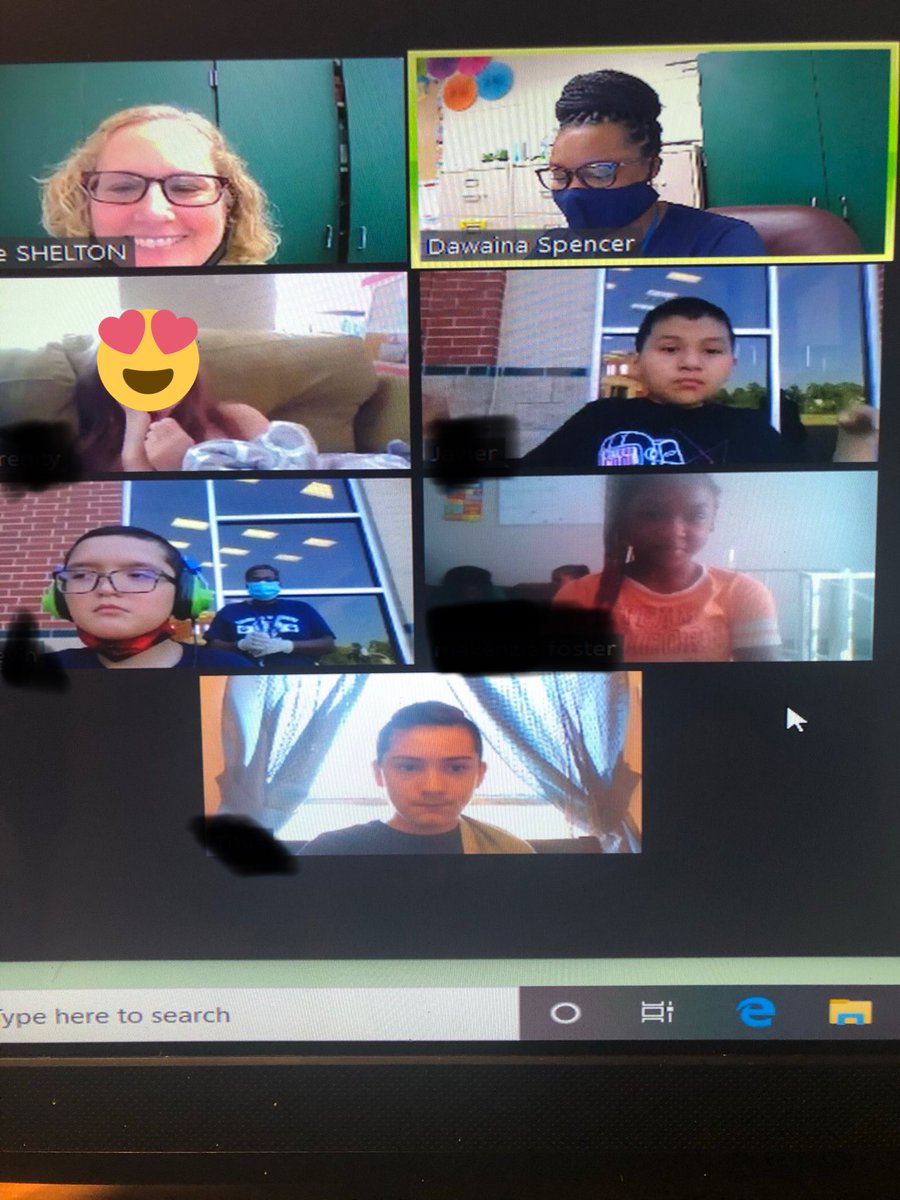 SpencerTaught_U's tweet photo. 100% participation for our morning meeting!!!! #thegangsallhere #Room202 #lc56 #ChallengeAccepted #nyas @CryarCats https://t.co/bPOmrAVWBd