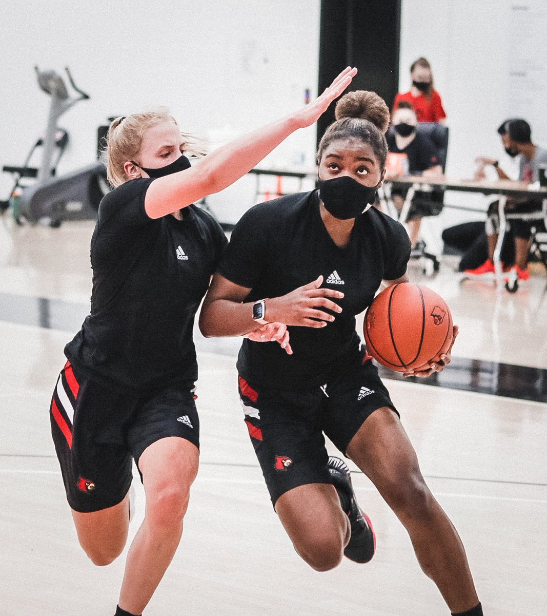 kaitijones's tweet image. “What have you guys been doing this offseason?!”

Legs...lots of leg days! #Quadzillas #PayUp #ONE