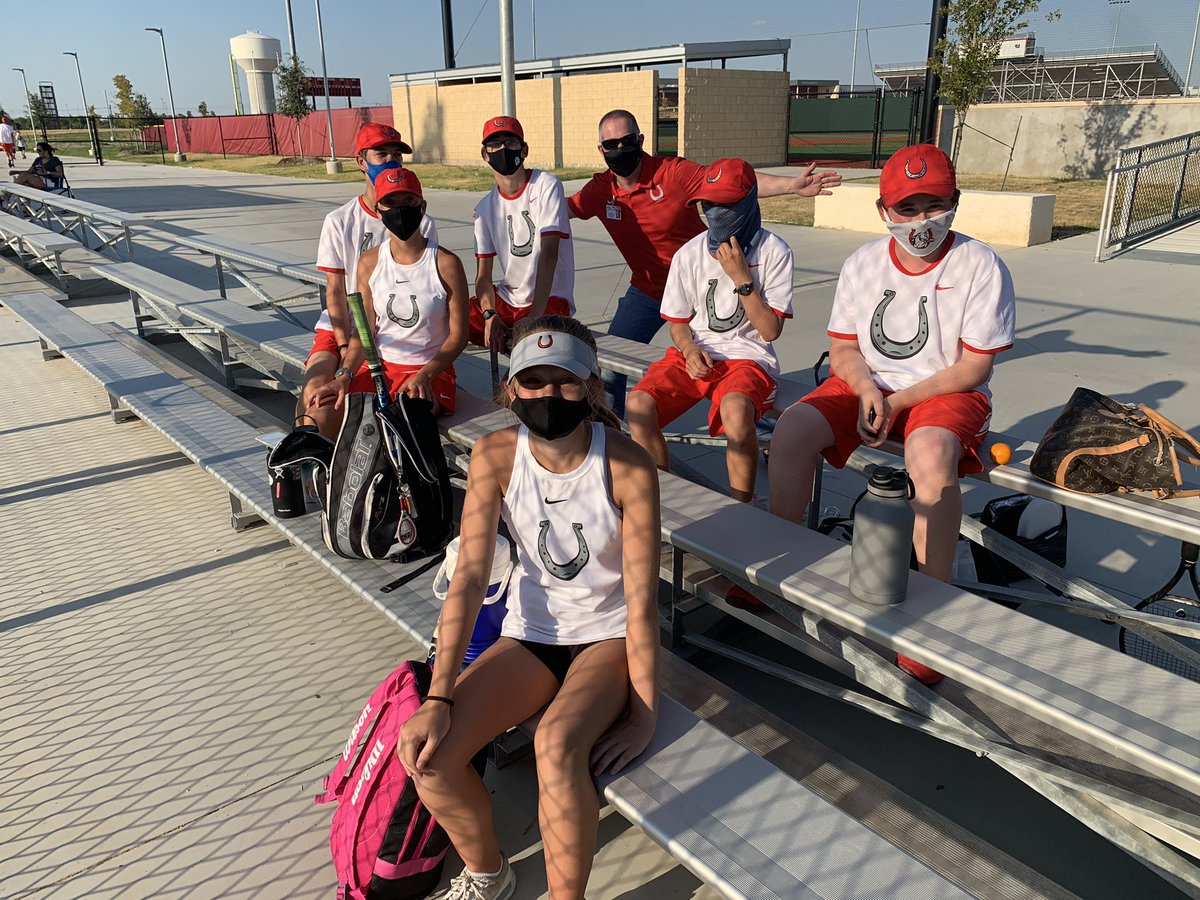 randypittenger's tweet photo. Great start for Lake Belton High School Bronco Tennis ๐พ beating Cameron Yoe in the first match on our beautiful new Bronco Tennis Complex. #GoBroncos #RiseUp #BigRedCommunity #ILoveBelton https://t.co/fr2uSvv449