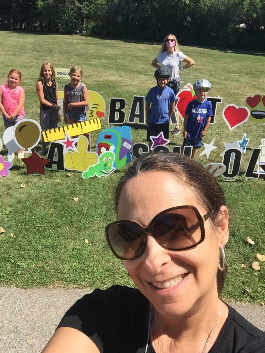 So excited to see our former students today!! @ #wal109 #engage109 ⁦<a href="/secondgrade10/">Jennifer Fraboni</a>⁩