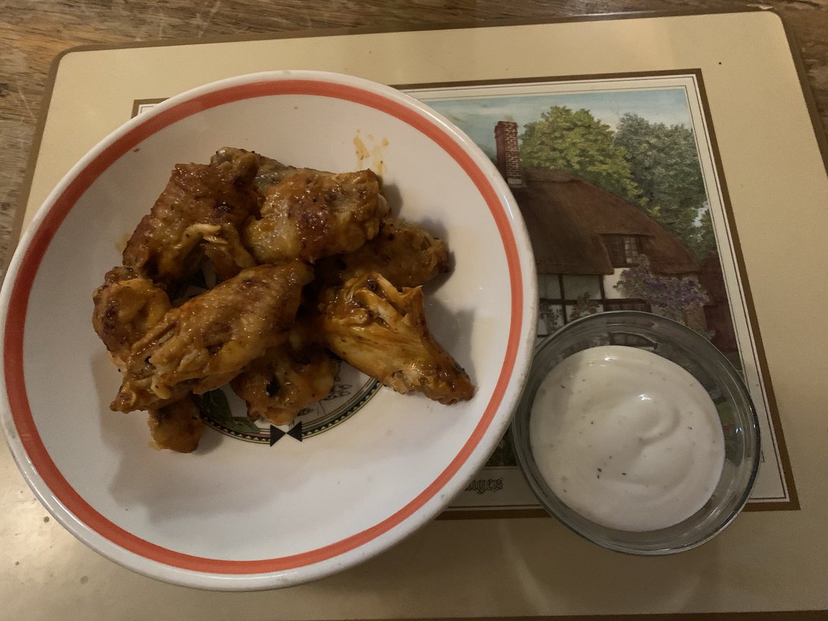 DigitalDDaniels's tweet photo. Good lord... scorpion pepper is 🔥... so good but holy hell my mouth is on fire. #botfood is awesome! https://t.co/uTvSTbHFsd