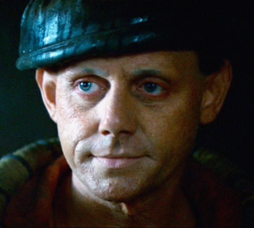 This is where we are introduced to character actor William Sanderson. He had spent the previous spring delivering a brilliant performance in the cinematic masterpiece "Bladerunner." Then he came to El Paso to play a goofball drug dealer in Coke-bottle glasses. Work is work. /9/