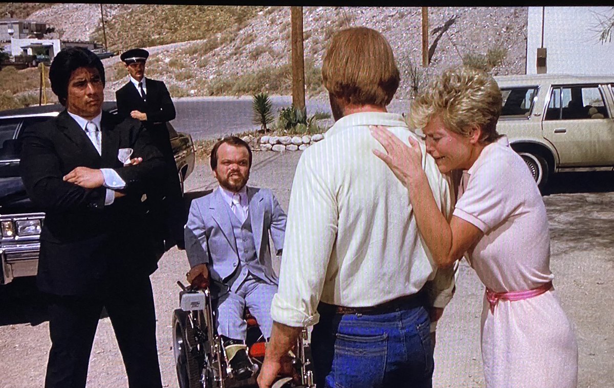 Let's not forget Gil Reyes, the fitness guru who would later become  @AndreAgassi's personal trainer during the tennis star's most successful era. I remember watching Reyes on KTSM doing funny fitness segments. In the film he plays a bodyguard who isn't very good at his job. /11/