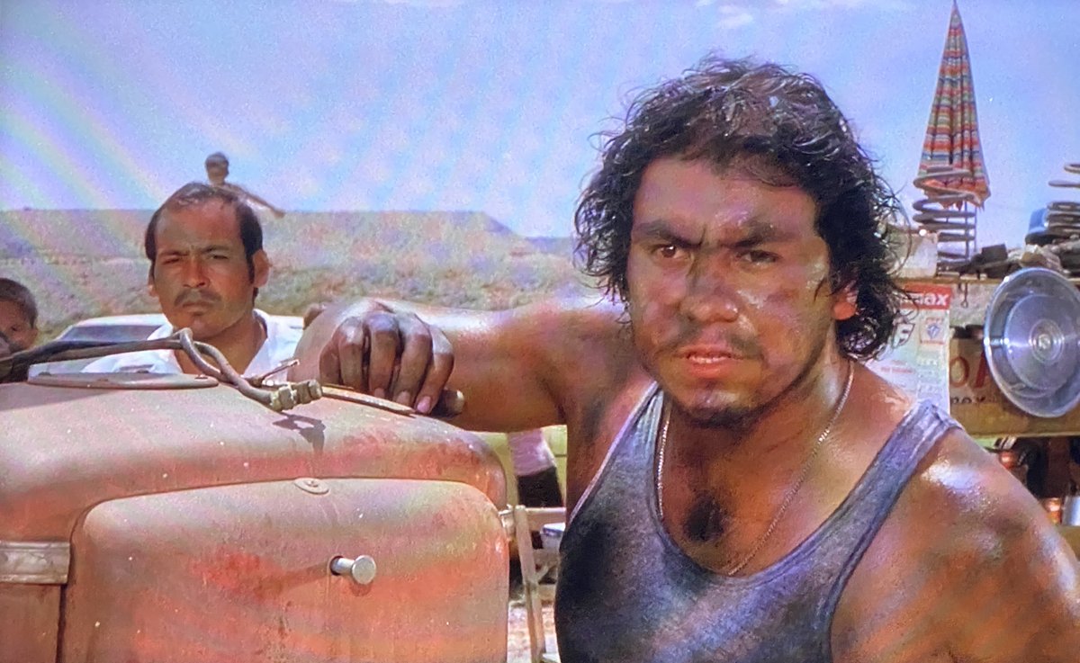 And a shout-out to the local actors at the Mexican gas station, which looks to me like it was shot in Sunland Park, NM. Suffice to say, the make-up department was a little heavy handed when it came to the "dirt and distress" effect on the actors. /12/