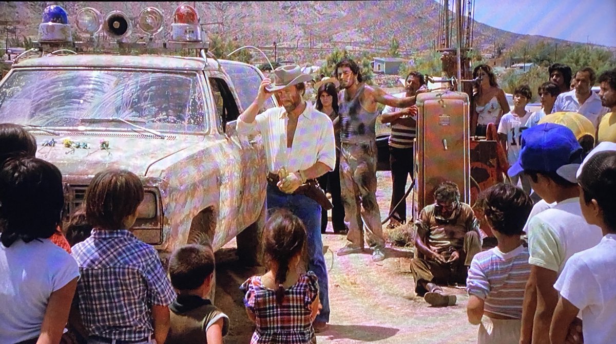 And a shout-out to the local actors at the Mexican gas station, which looks to me like it was shot in Sunland Park, NM. Suffice to say, the make-up department was a little heavy handed when it came to the "dirt and distress" effect on the actors. /12/