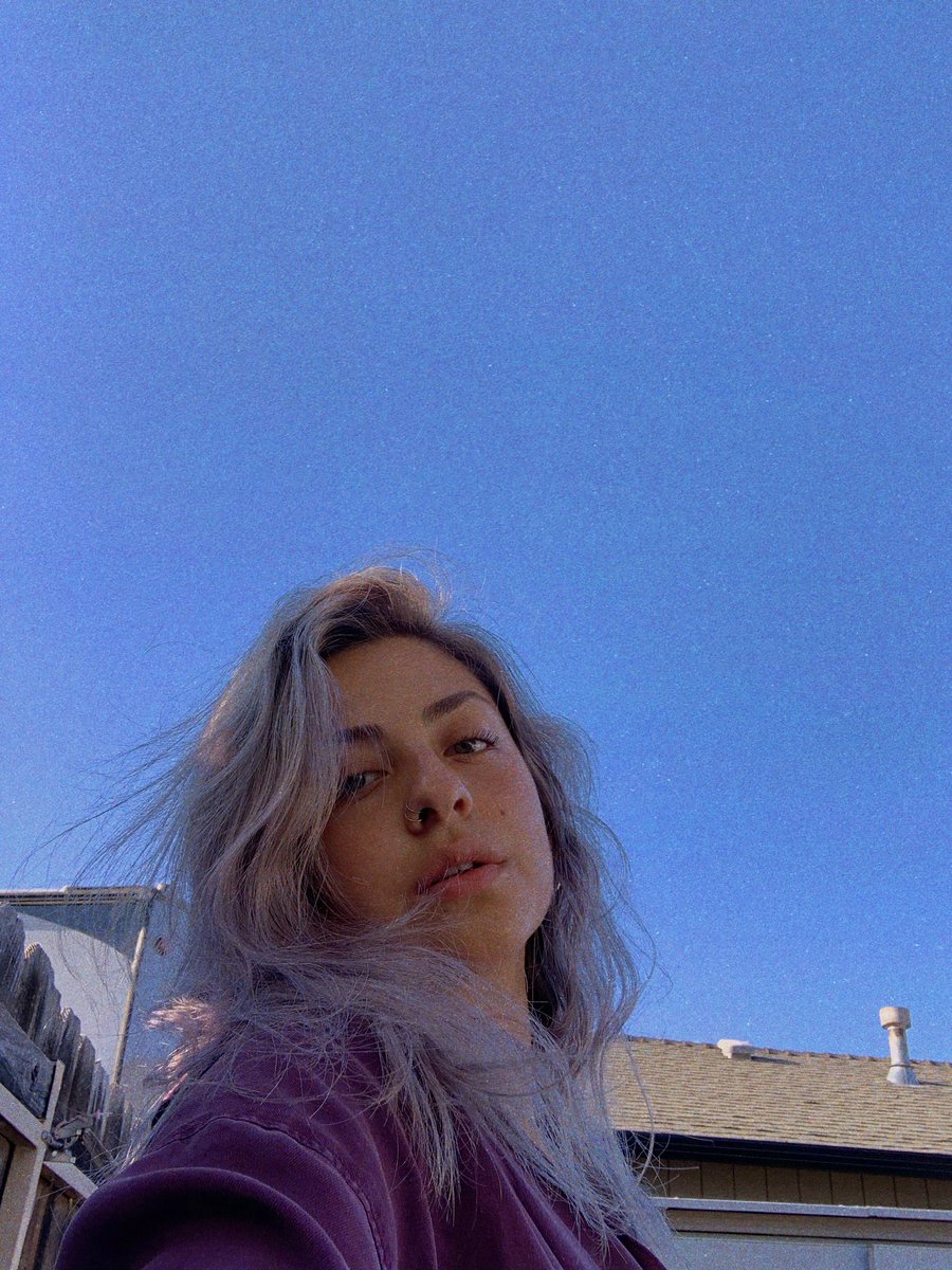 AzsulSanchez's tweet image. Sorry, I’m too busy working on myself to care🖕🏽