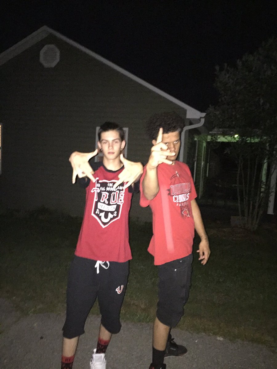 Djwickedj1's tweet photo. You know I’m IZZY GANG 4L long live my nigga 💜💜🕊💫 https://t.co/o055eJ59Xd