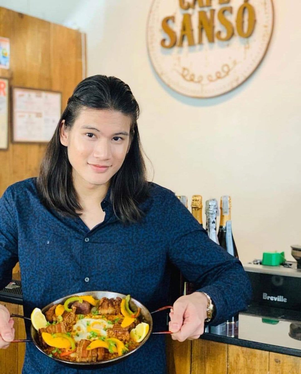 _juvyramos's tweet photo. Lets celebrate na raw birthday boy @gilcuerva !! I miss your long hair gil! Happy Birthday Gil!

#HBDKapusoGil
@KapusoBrigade 
@encabattalionkb 
@GilieversOFC https://t.co/l9cUDrYpIf