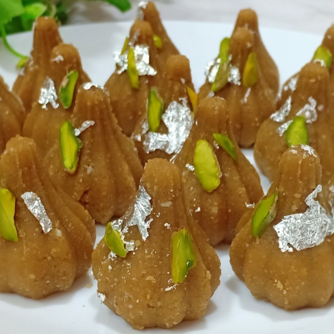 sonyskitchen100's tweet photo. Easy Peanut Modak Recipe
https://t.co/Y9DL6oyAjb
#sonyskitchen
#peanutmodak
#GaneshChaturthi2020
@YouTubeIndia https://t.co/mXNSxOgvew
