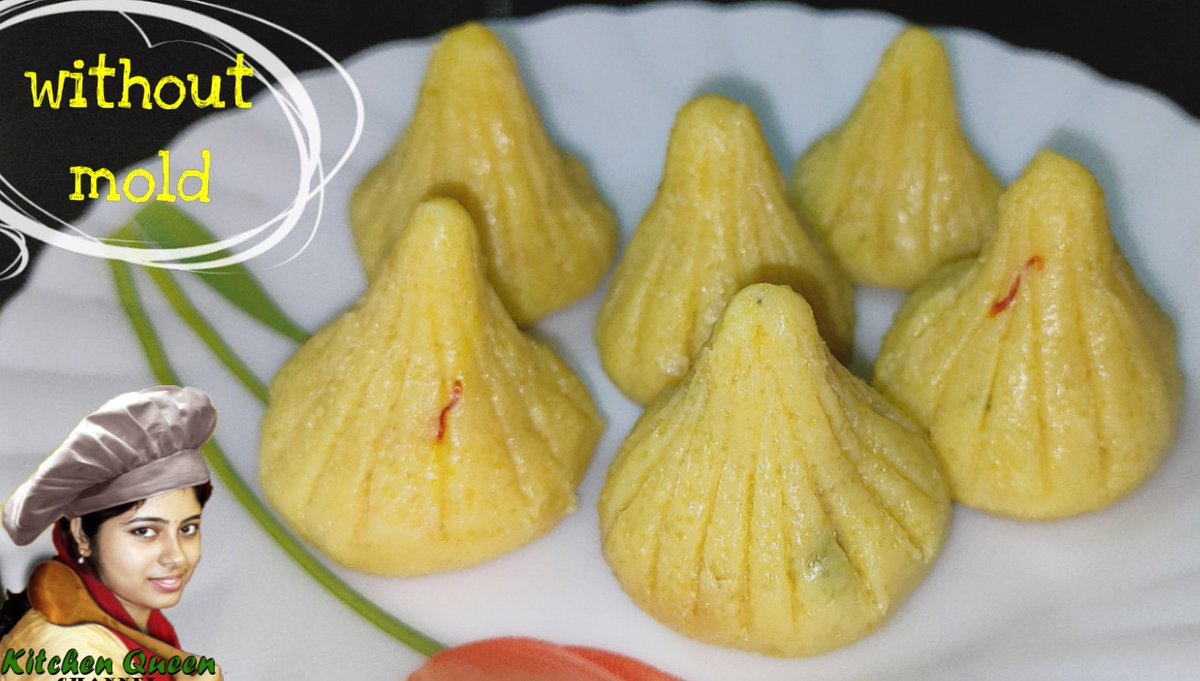 kitchen_queen_s's tweet photo. Quick Milk Powder Modak stuffed with dryfruits ( without mold)...full recipe in YouTube channel #kitchenqueensaheli

#modak #ganeshchaturthyispecial #dryfruitsstuffedmodak #modakwithoutmold #instantmilkpowdermodak https://t.co/UPpRLHhymN