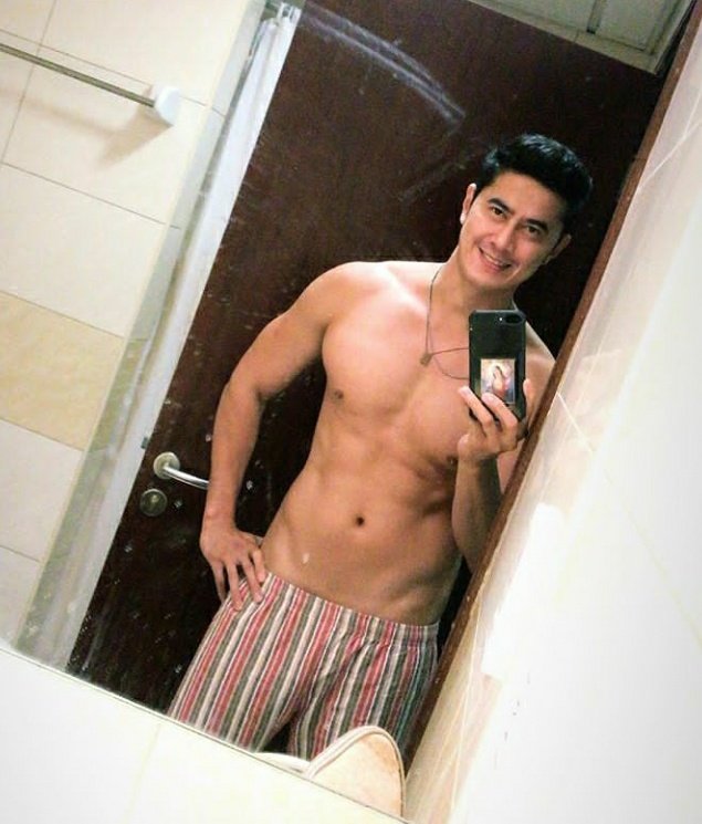 MakisigPinoy's tweet photo. IG: junemacasaet ⬇️⬇️⬇️
https://t.co/KlXl82AjA0
.
.
.
@MakisigPinoy #pinoymakisig #hotpinoy #pinoysexiest #fitness #fitnessmodels #fitnessmotivation #sexypinoy #fitspiration #pinoybae 
#pinoyfitness #pinoygram #asianboy #hotasian #hunk #pinoyhunks
CTTO https://t.co/DpXiW4K2us