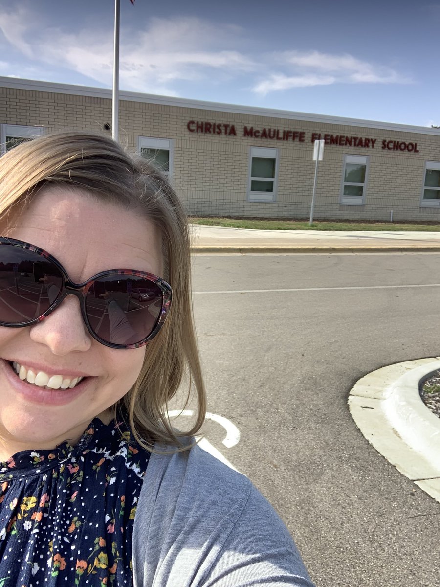 aimeejo80's tweet photo. Sometimes, your new principal asks you to make a grade level change the night before New Teacher Orientation and you don’t even hesitate to say yes. #backtofourthgrade https://t.co/xBLrYEGgU1