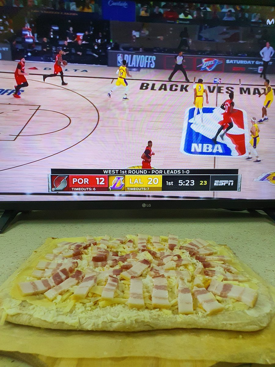 NoePimen's tweet photo. Que mejor para un gran partido tardío??? #TiempoDePlayoffs #dormiresdecobardes https://t.co/PcGqolRo6M