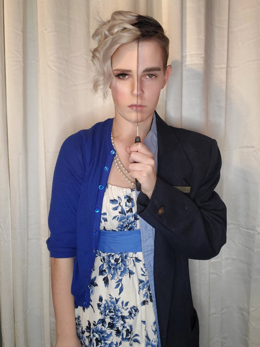 Katie Wolski 🐺 on Twitter: "@twinfoolz Norman and Norma Bates split  cosplay from Bates Motel! I love wearing it but I wish more people got the  reference! 😍🖤 https://t.co/2hARNXHL8p" / Twitter