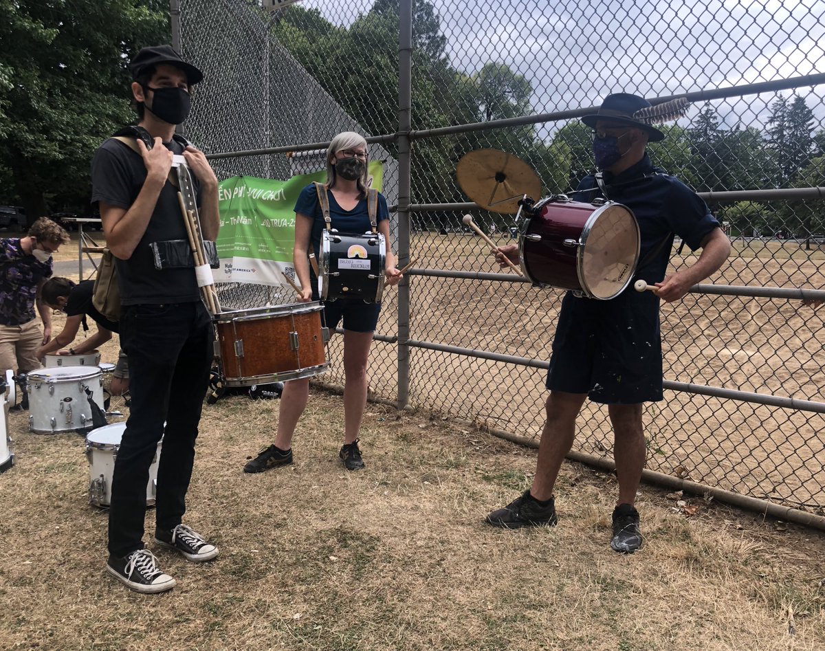 I'm at Kenton Park covering today's march organized by PDX Black Youth Movement, which is calling for prison abolition.The park has about ~30 people, mostly teenagers, along with a supply table by PDX Resistance Assistance and Frontline Drumline drummers.