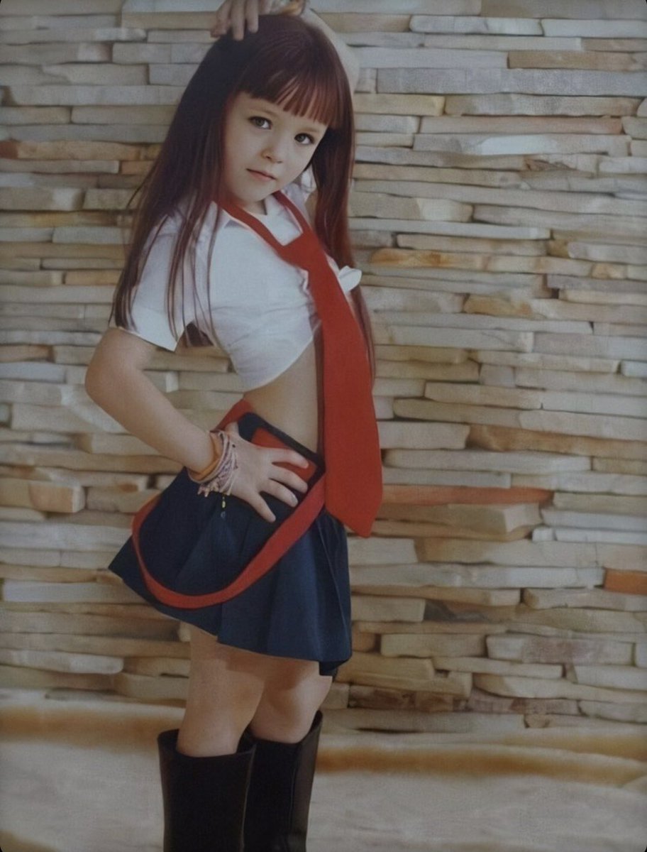 larimanoela's tweet photo. Eu to pronta pro come in back @RBD_oficial ❤️ https://t.co/lfkUxM9ln7