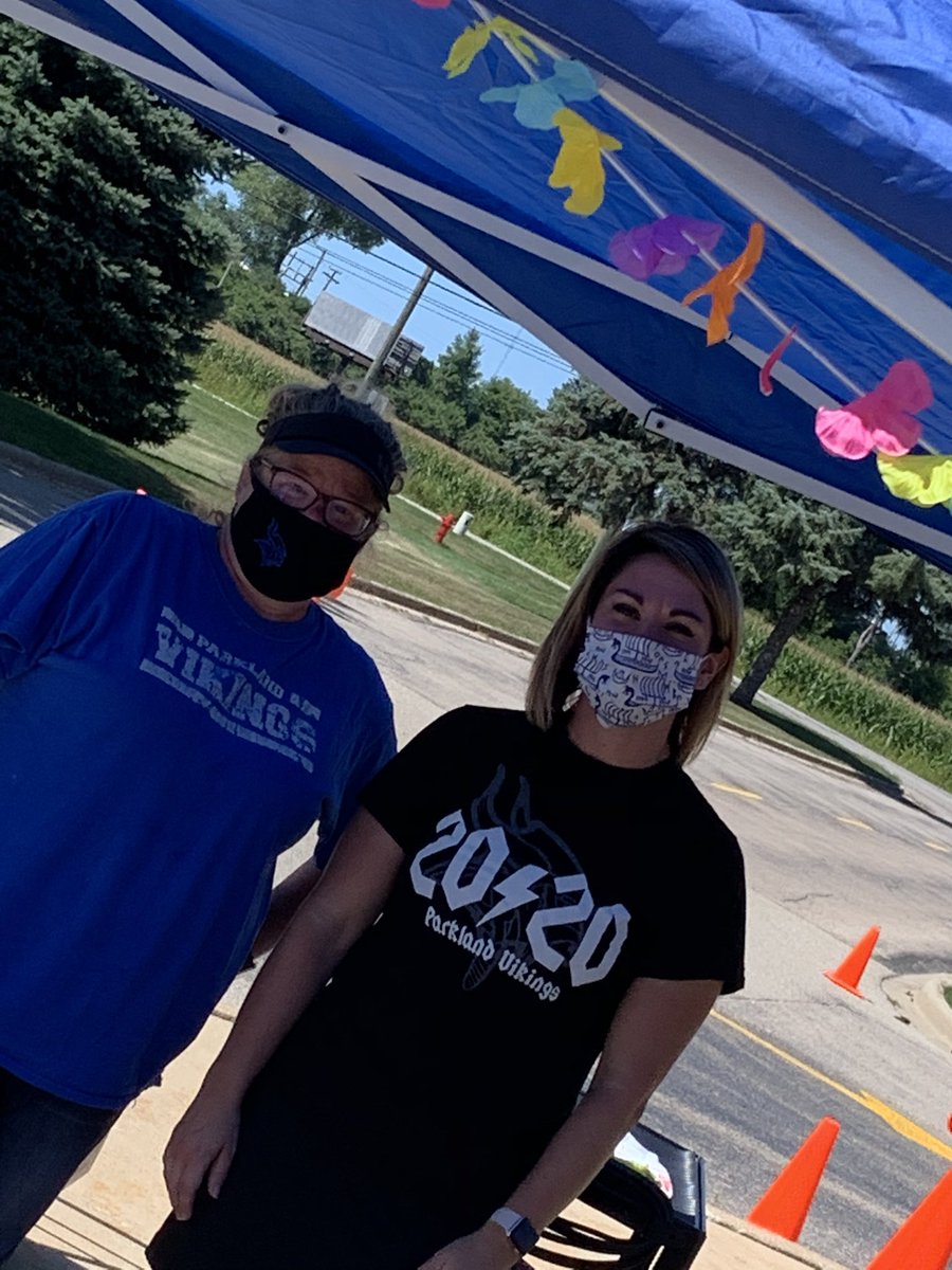 Day/evening two ✅! Awesome job everyone💙! Come on 8th grade (&amp; anyone who hasn’t) let’s get you your supplies for our first day of Remote Learning 2.0 Monday! 📚💻 #togetherwecan #vikingscandoanything #pklrocks2020  <a href="/ParklandSchool/">Parkland School</a> <a href="/School_D15/">McHenry School District 15</a> <a href="/PKDeanShay/">Kristina Shay</a> <a href="/ilprincipals/">Illinois Principals Association</a>