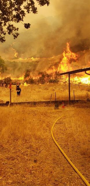 BerkeleyProFire's tweet photo. We currently have several units working in Vacaville since the fire began. Here, Engine 5 conducts a back burn operation to save a barn with livestock sheltered inside. Everyone needs a little hydration when on the line!
#berkeleyfire #berkeleyside https://t.co/FKUKYsr63r