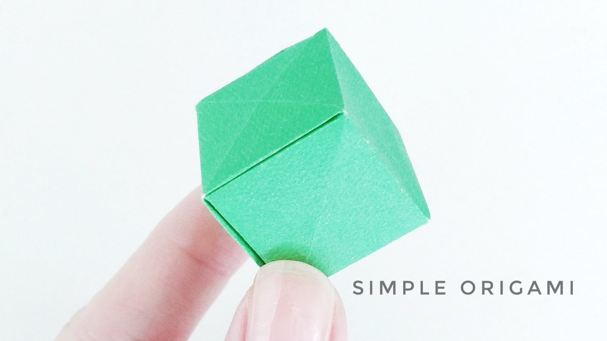 SimpleOrigamiYT's tweet photo. <3 Project: #Seamless_Cube_Origami #Seamless_Cube 🧊⬛️🟥🟦🟩
=
◆ Watch video: https://t.co/ldNJYR69yD    
=
#SimpleOrigami #Origami #OrigamiPaper #ModularOrigami #Origami3d #paper #OrigamiTutorial 
#handmade #PaperFolding #diy #Creative https://t.co/JrolvQnkiu
