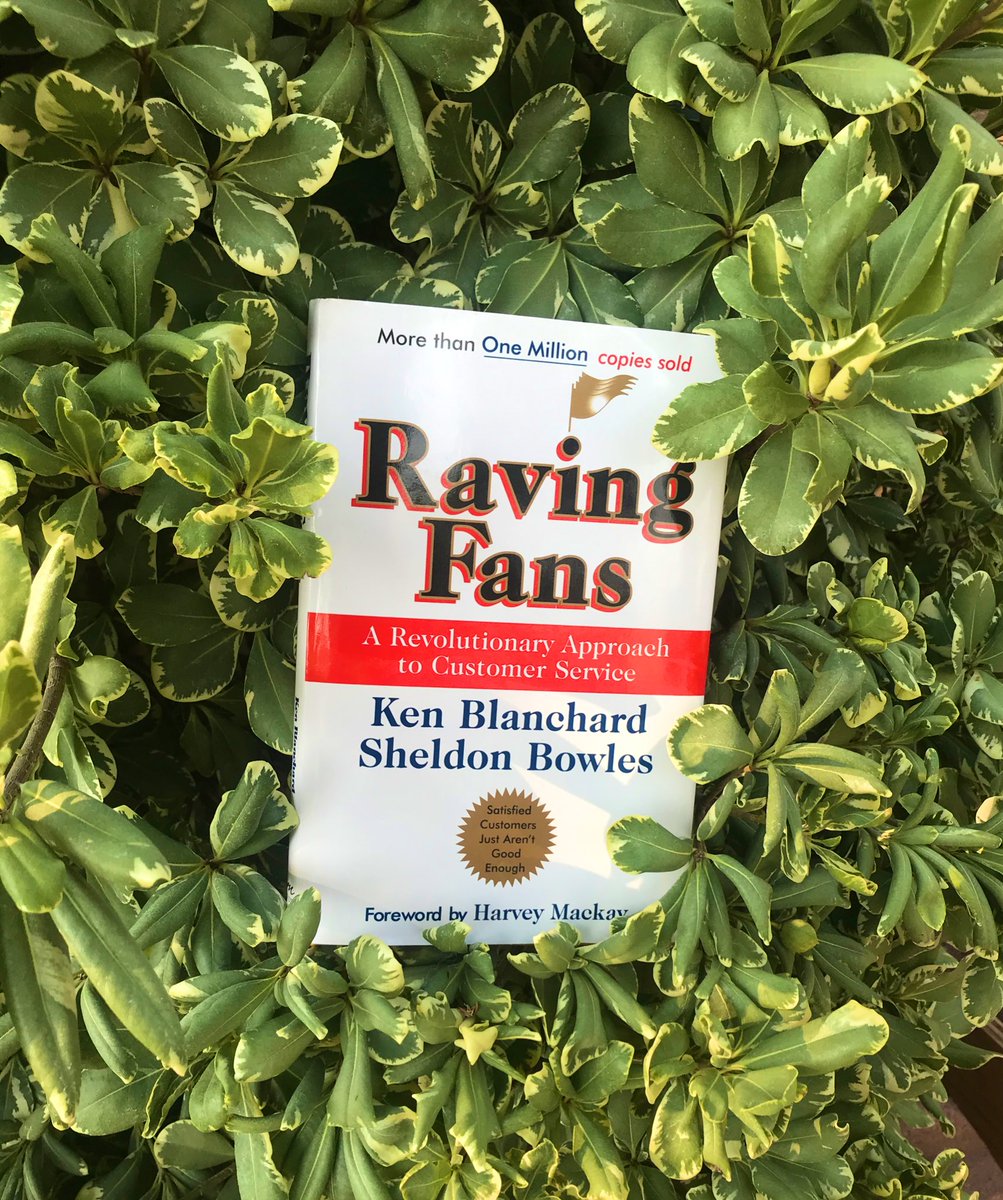 prettyfleur_'s tweet photo. Will always go above &amp; beyond for our customers☝️✨One of the best customer service books I’ve read, thank you @KathyValladare8 for this awesome read!💗  @CerritosPride @joshua206 @IamJosephL @Rachel_V_Smith @franserranomss @DGallegoATT https://t.co/J69hMcsj6O