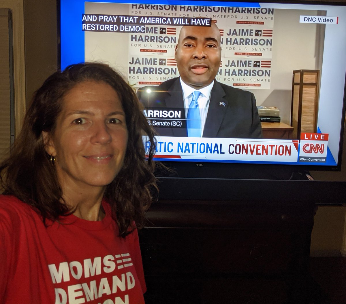 SodaCityMomOf2's tweet photo. This time next year, I hope we have leaders with integrity, compassion and kindness. This Columbia, SC @MomsDemand volunteer believes @harrisonjaime, @JoeBiden and @KamalaHarris will be that! #DemConvention #MomsAreEverywhere
#SCMomsVote #SCLeg #SCPol #ThisTimeNextYear https://t.co/jVfBuVQj1p