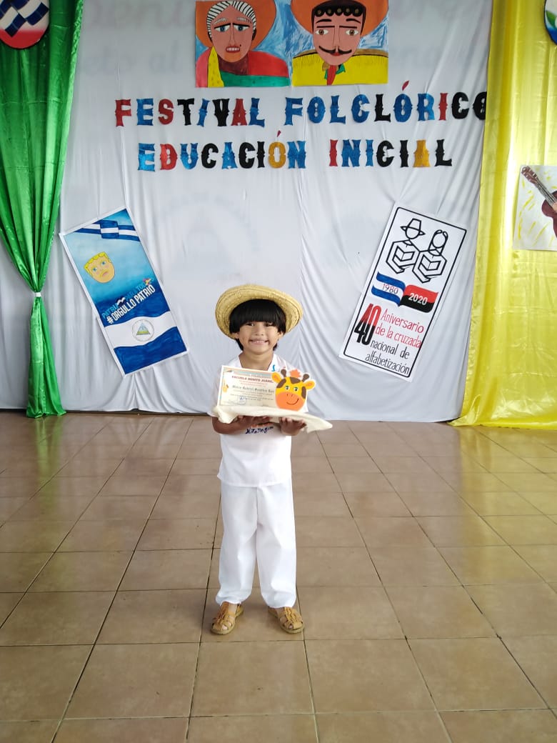 noelarac31's tweet photo. En #Nicaragua desde la educación inicial se promueve el amor al Folclore,  a nuestras Tradiciones y Cultura. Nuestr@s niñ@s son #OrgulloPatrio
#TE21
.@taniasandinista 
.@DonMono21 
.@TE2021 
.@Gaby_Sandino 
.@Martha_Elena16 
.@BetetaGaby 
.@arciac95 https://t.co/rJQ6kUGerc