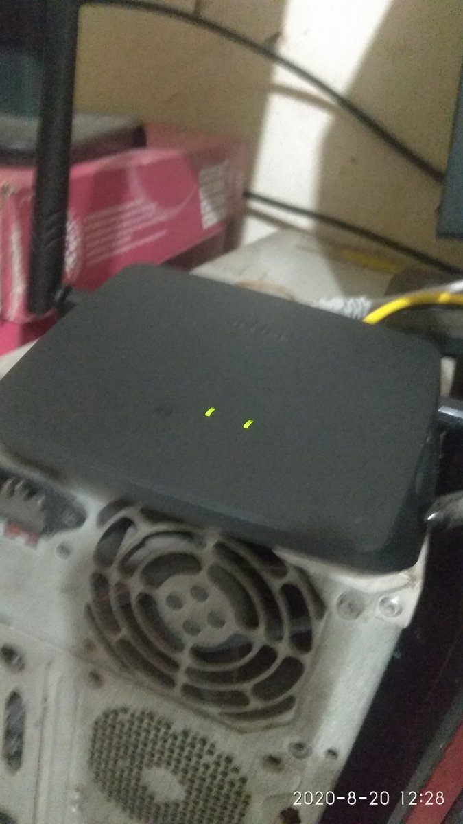 adittyorinaldi2's tweet photo. @FirstMediaCares 
Id : 11620938
Keluhan dari awal pemasangan seperti di gambar , sudah hub teknisi yg memasang dan email hanya minta restar , tapi setiap 5 menit an mati lg masa iya harus restar setiap 5 menit ? Mana teknisinya susah di hubungi https://t.co/KMyC1ce1v0