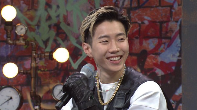 JayParkBallers's tweet photo. [PREVIEW] Jay Park #박재범 on Yoo Hee Yeol’s Sketchbook tonight

“Jay Park fulfills the promise he said in last appearance that he will appear in Sketchbook X Musician corner”

Jay will cover song from group  D.Bace “Everything to you 모든것을 너에게” with new arrangement. https://t.co/q7K37HDu1e