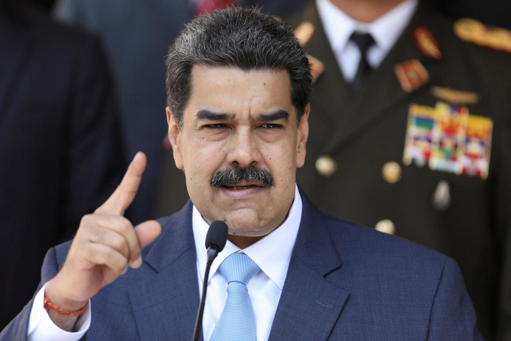 Reuters's tweet photo. U.S. says Maduro blocking Americans from leaving Venezuela https://t.co/MSeeBqZWmk https://t.co/k9q5kHr2Es