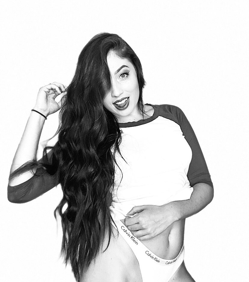 KandyKen2's tweet photo. Calvin who?? #onlyfansnewbies #calvinkleinunderwear #OnlyFansThread  come see less at https://t.co/5O3RDrhmAd 💋 https://t.co/kW8c7LGhnh