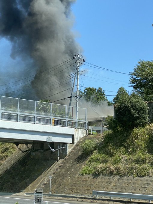 火事 富里市七栄で火災 酒々井アウトレット近くで黒煙 東関東道沿いで火災 酒々井 富里間で黒煙あがる 現場画像まとめ まとめダネ
