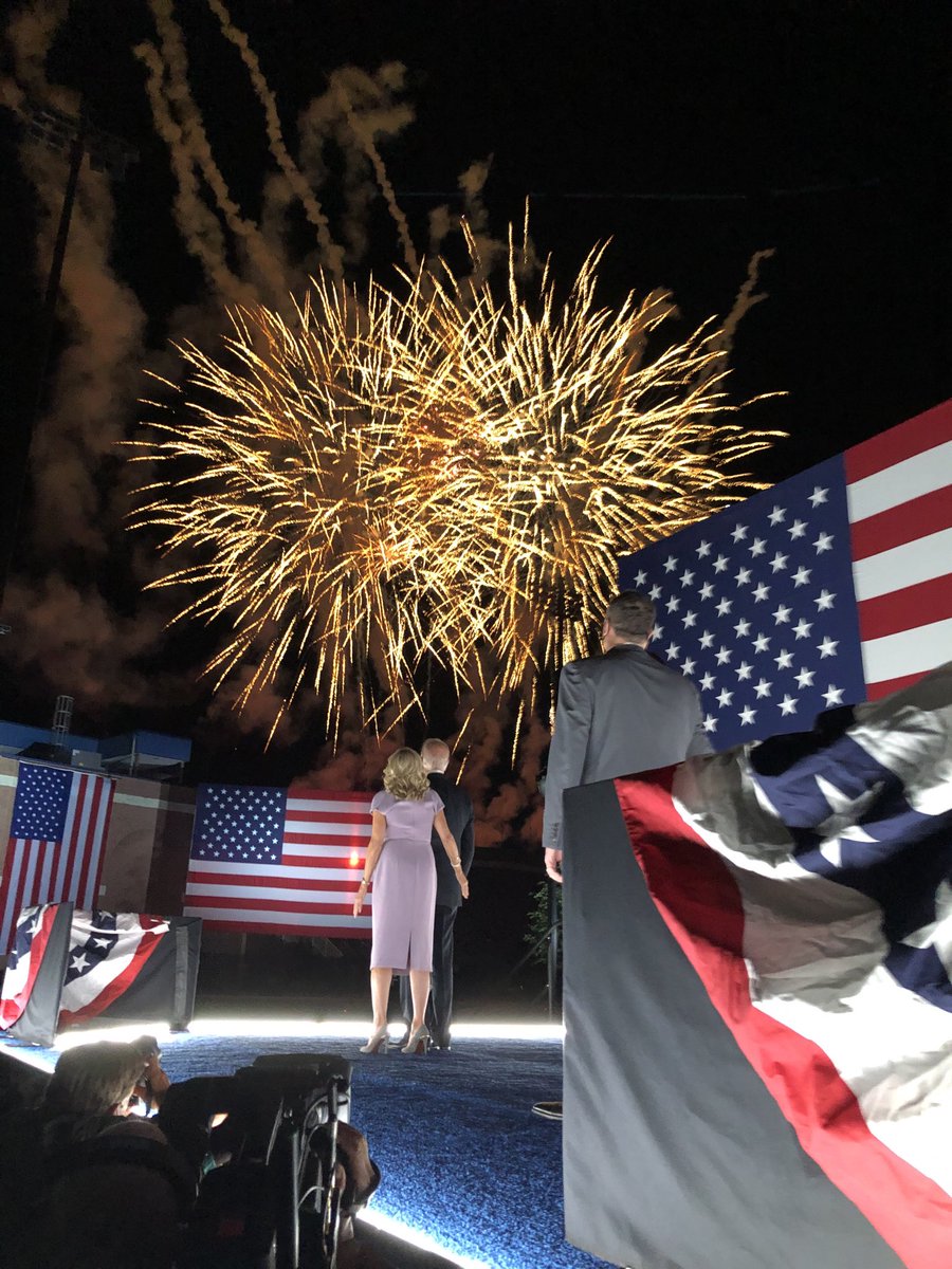 Ken Thomas On Twitter Biden Harris And Their Spouses At The End Of The Demconvention