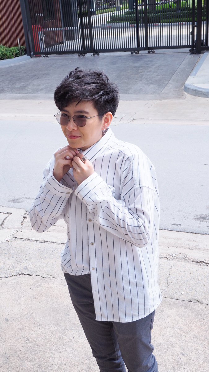 SAIPARNNJIDA's tweet photo. แต่งองค์ทรงเครื่อง 🕶 @Theconando @Nann_FC #theconando #Nann #เสน่หาสตอรี่SS3 https://t.co/v6VKjm2CVu