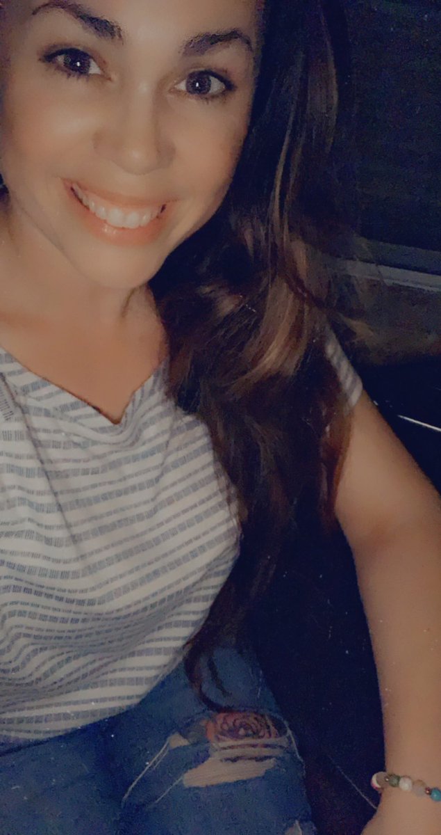 LeodeliSTX's tweet photo. She has been through more then you will ever know, but thatβs what gives her beauty an edge... you canβt touch a woman who can smile and wear pain like the grandest of diamonds around her neck...
#empoweringwomen #Havetokeepgoing https://t.co/7owmojqcYb