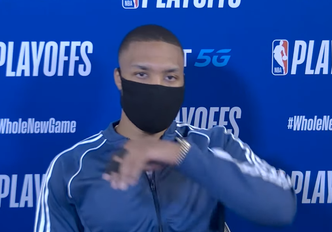 【影片】真硬漢！湖拓大戰G2賽後，Lillard立馬官宣一消息：我會打第3戰！-黑特籃球-NBA新聞影音圖片分享社區