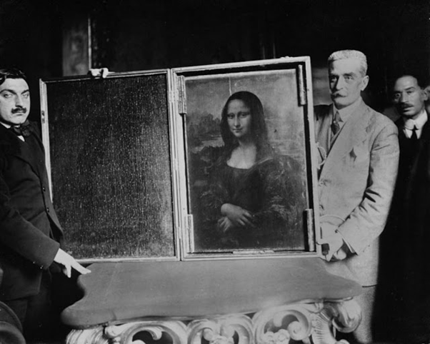 While the painting was famous before the theft, the notoriety it received from the newspaper headlines and the large-scale police investigation helped the artwork become one of the best known in the world. This is the image of the Mona Lisa returning to the Louvre.