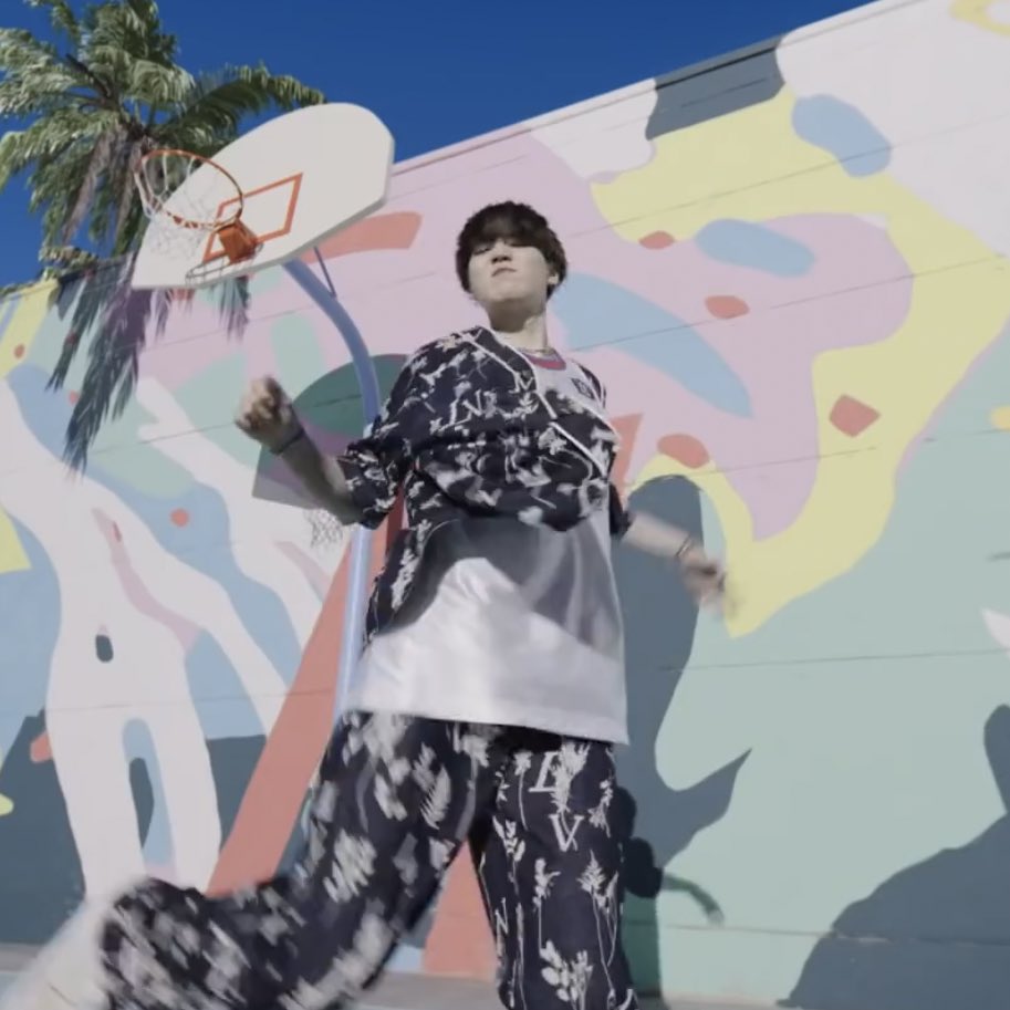 look at those spectacular shapes