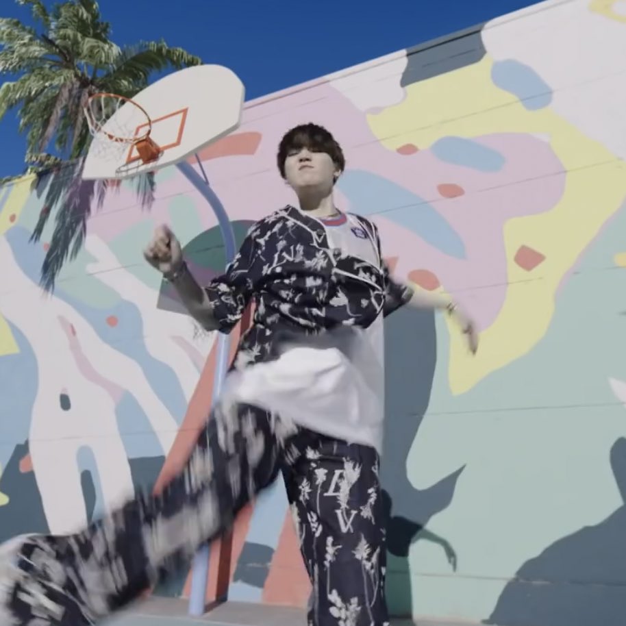 look at those spectacular shapes