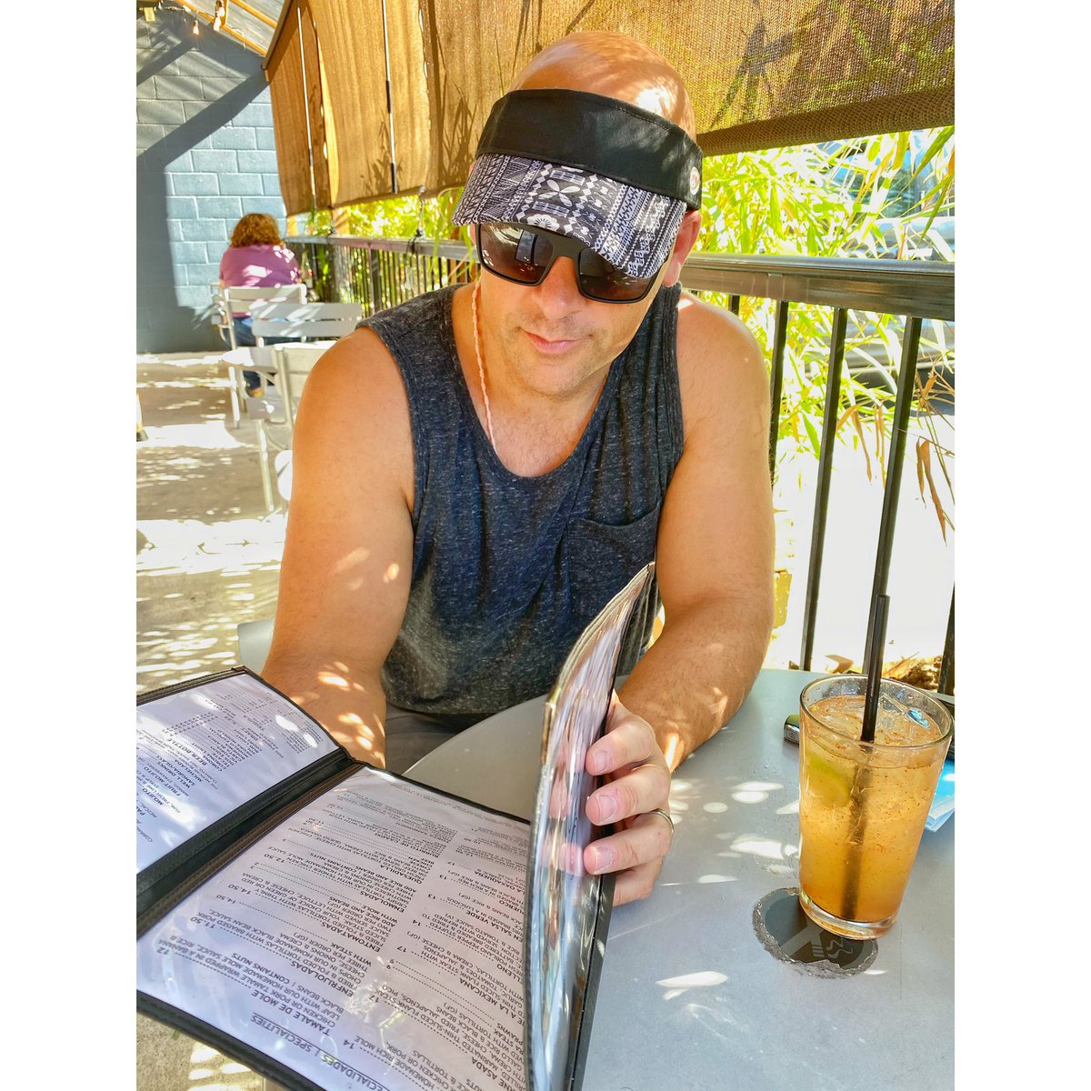 Bula_Spirit's tweet photo. Our black tapa visor made for anyone and everyone. Simple black and white that makes a big statement. 😊 #Vinaka @RossiGlen #FijiNews #fiji #bulafiji #rugbyfan #rugbysevens #fijirugbysevens #travelfiji #ecochallengefiji2019 https://t.co/CzJS8afMFi